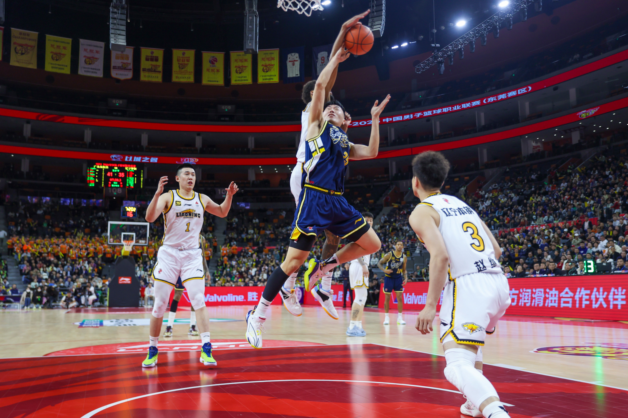 DB game-江苏同曦队双塔组合强大，再夺胜利的简单介绍