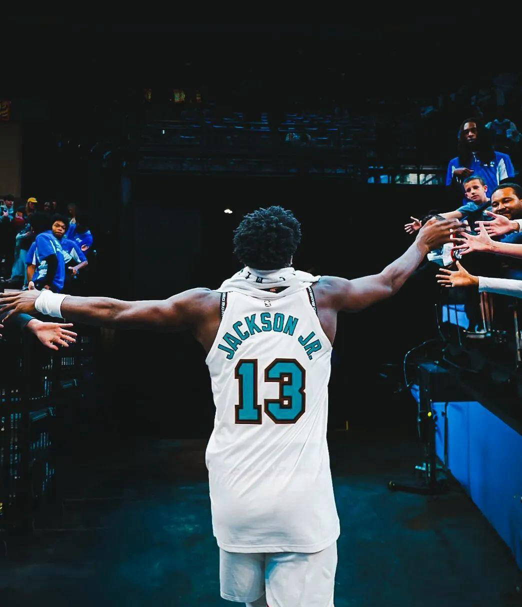 灰熊队核心再受伤,球队阵容再度调整 灰熊队核心再受伤,球队阵容再度调整