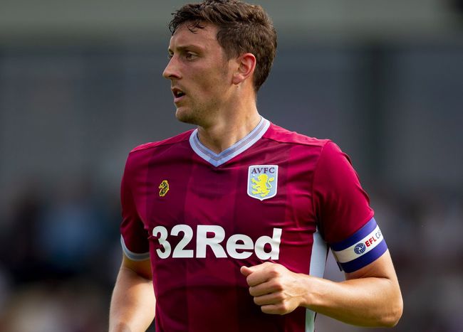 阿斯顿维拉失分不停，保级压力不减