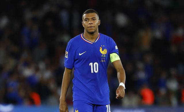 法国队锁定小组头名，晋级前景高远