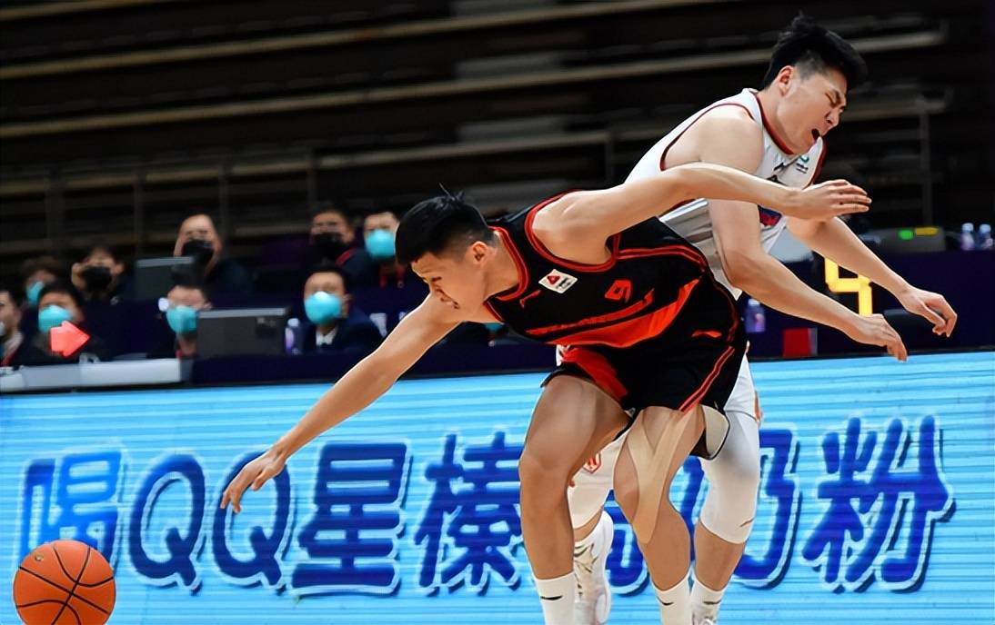 山东队新援表现抢眼，球队迎来转机的简单介绍