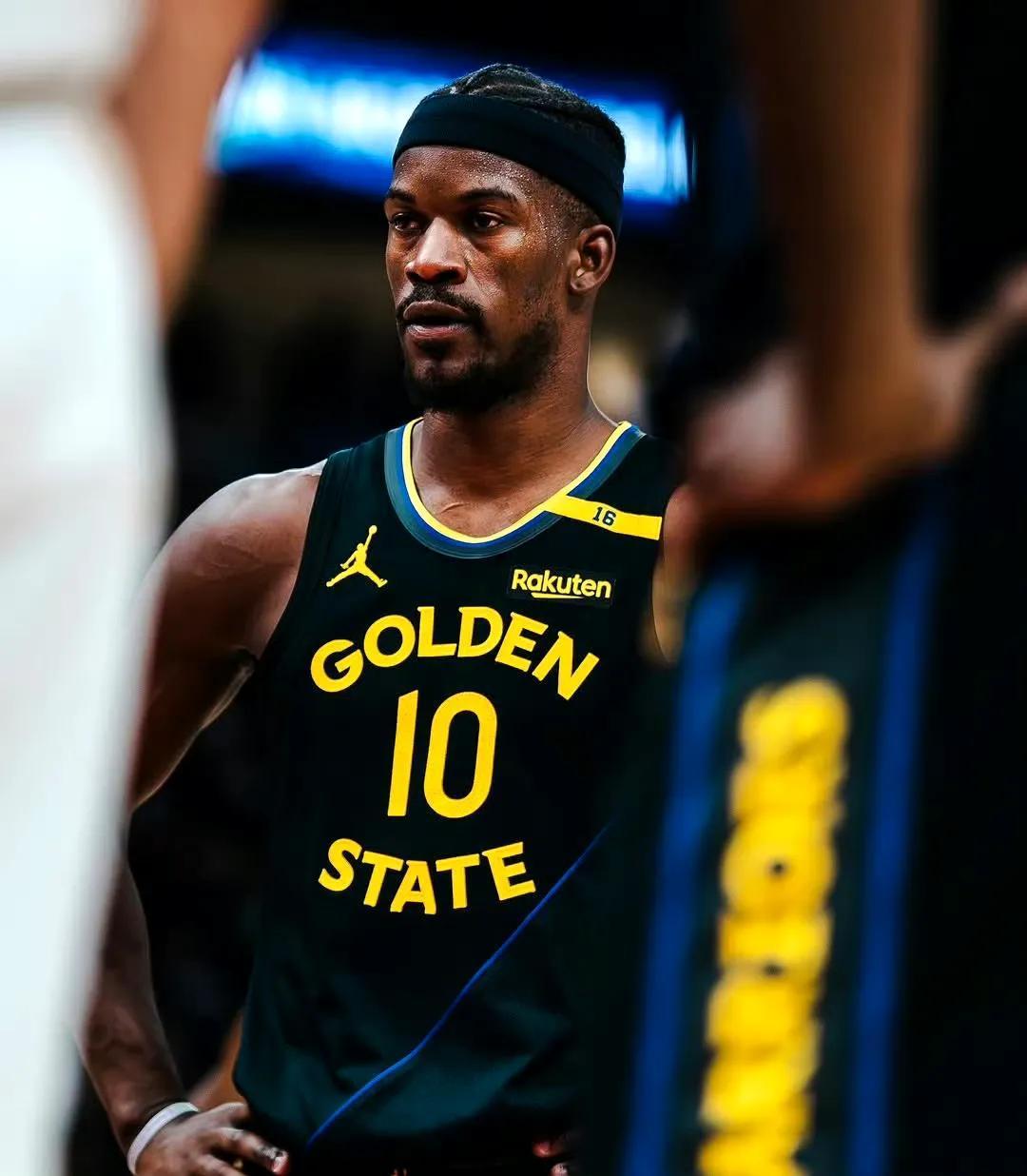 勇士队核心球员状态回升,球队取得连胜 勇士队核心球员状态回升,球队取得连胜