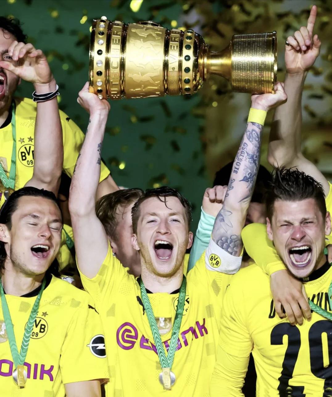 多特蒙德小将崭露头角,成为球队未来希望 多特蒙德小将崭露头角,成为球队未来希望