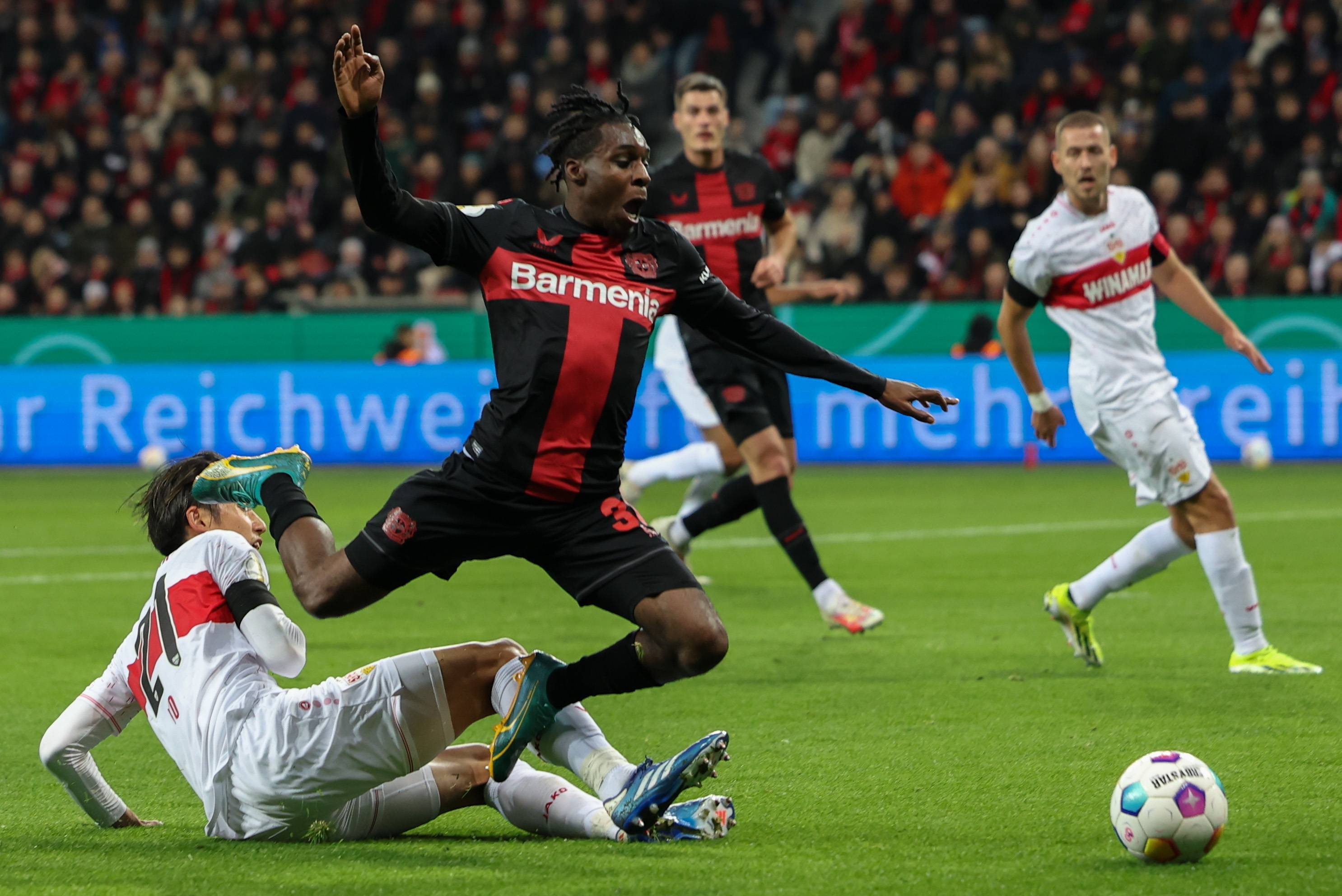 DB游戏-霍芬海姆备战下一场比赛，谋求胜利的简单介绍