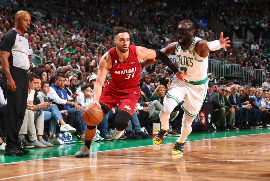 关于热火不断!四川队主场轻松胜江苏队的信息 关于热火不断!四川队主场轻松胜江苏队的信息