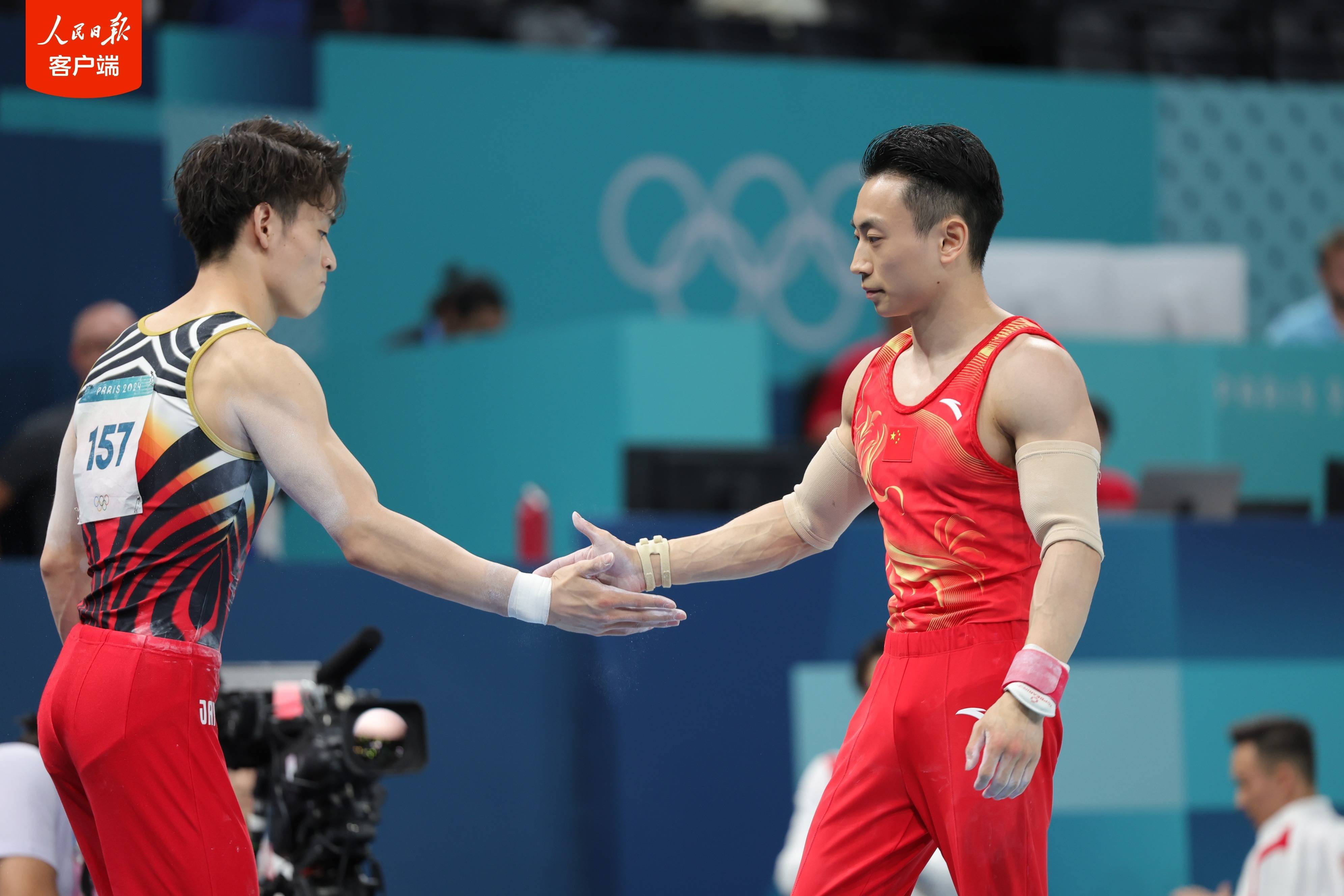 体操选手团队合作默契,共同创造成绩的简单介绍 体操选手团队合作默契,共同创造成绩的简单介绍