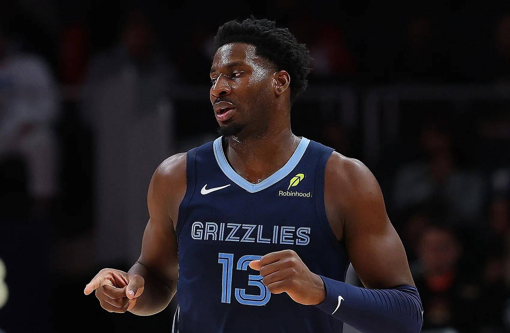 快船大胜灰熊,莱昂纳德再献绝杀 快船大胜灰熊,莱昂纳德再献绝杀