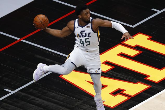 DB彩票官网-爵士逆转老鹰迎来两连胜