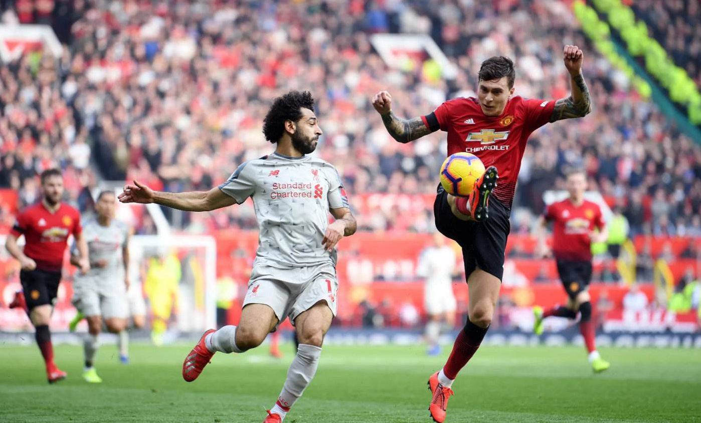 曼联0-5惨败，重返英超榜首的利物浦！